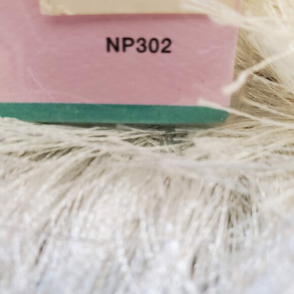 Blue Mountain Arts You Are a Very Special Person Handmade Magnetic Notepad - Picture 6 of 8